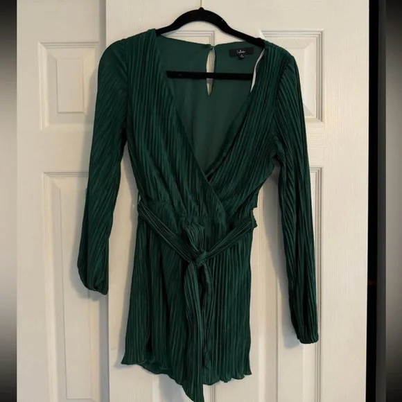 Green Lulus Romper - Picture 1 of 2
